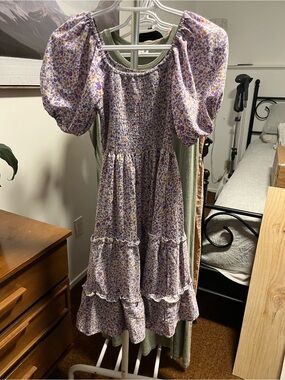 Smocked Puff-Sleeve Floral Midi Dress in Lavender